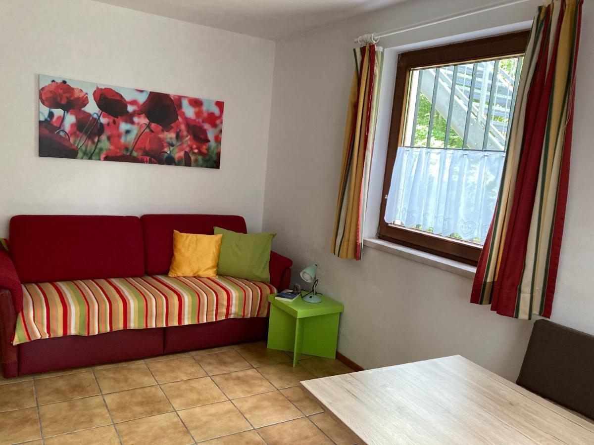 Wessely Appartements Am Golfplatz Инсбрук Экстерьер фото